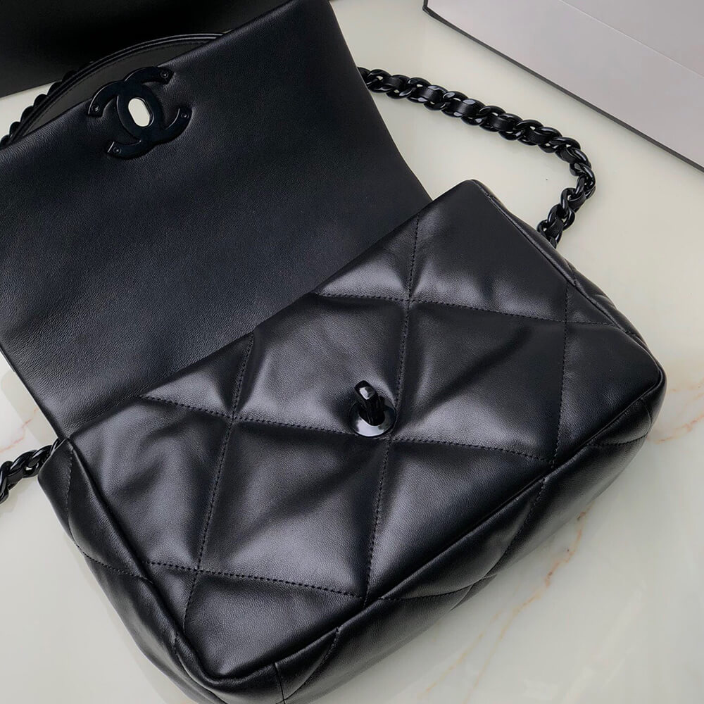 Chanel 19 Handbag